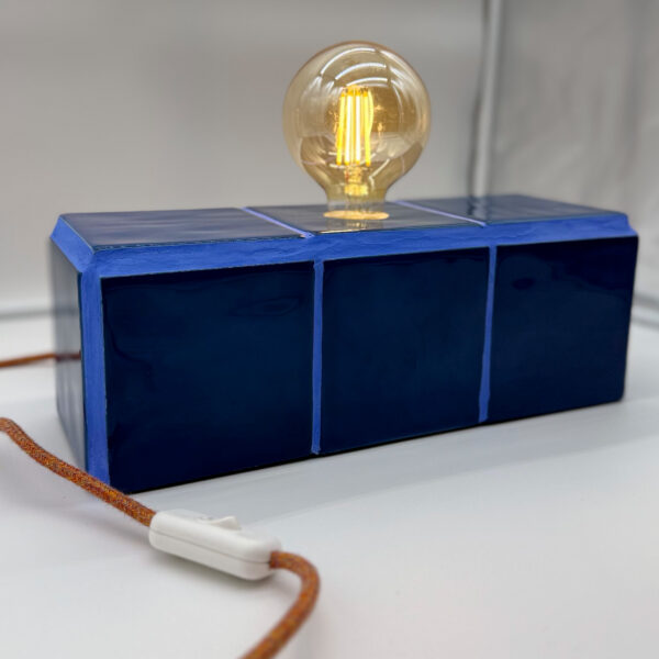lampe-carrelee-bleu-nuit-format-long 2